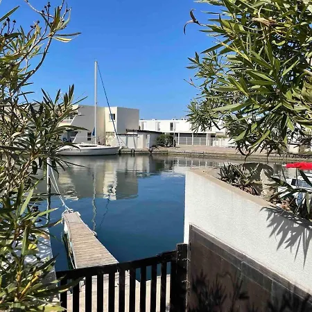 Marina Sur Le Port *